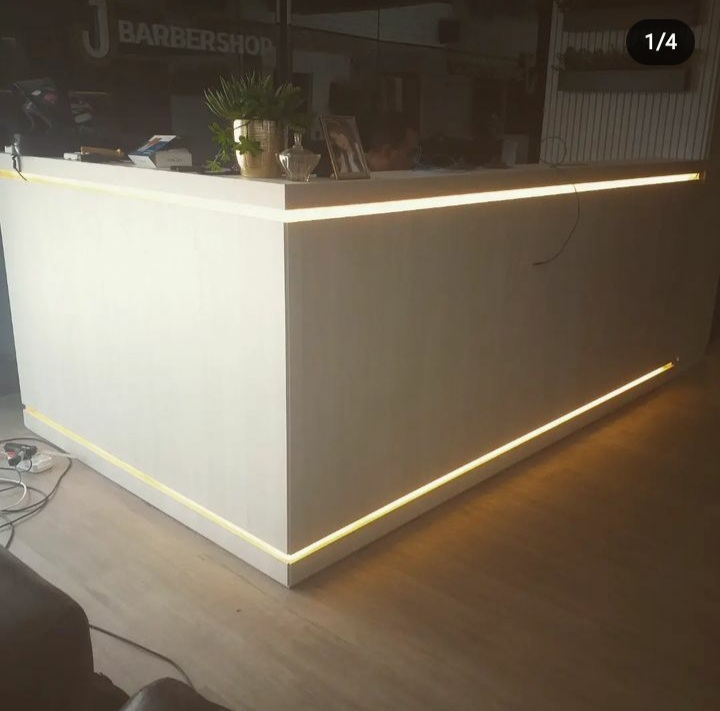 Iluminação em LED para balcão — Iluminação comercial | FW Elétrica